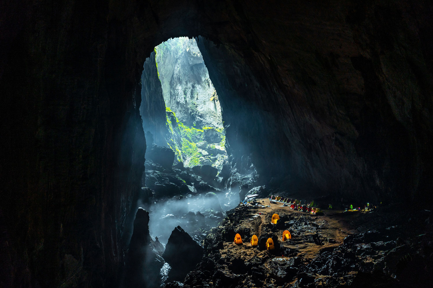 hang Sơn Đoòng hang động lớn nhất Thế giới